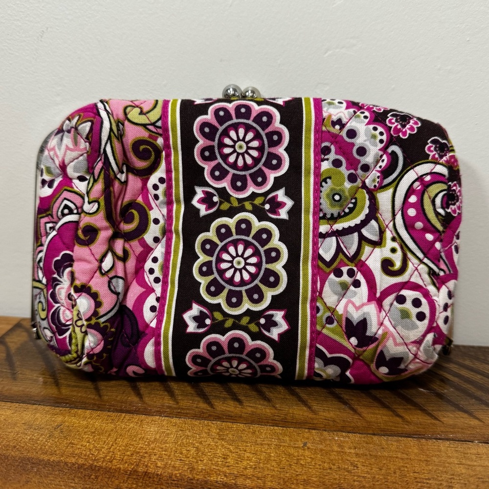 Vera Bradley Makeup Snap Close Case - Picture 2 of 10